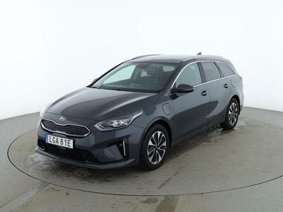 Grå Begagnad 2021 Kia Ceed Halvkombi | 203 000 kr (Bra pris)