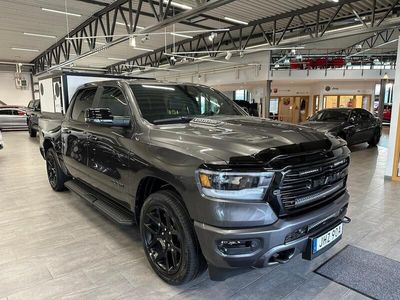Grå Begagnad 2023 Dodge Ram Pickup | 879 900 kr