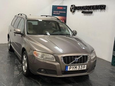 Grå Begagnad 2007 Volvo V70 Momentum Kombi | 54 900 kr (Marknadspris)