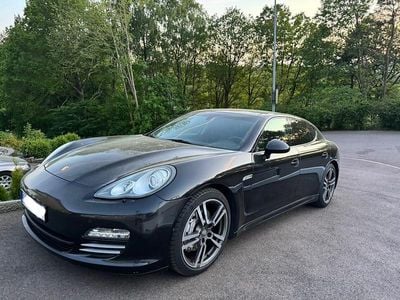 Porsche Panamera 4S