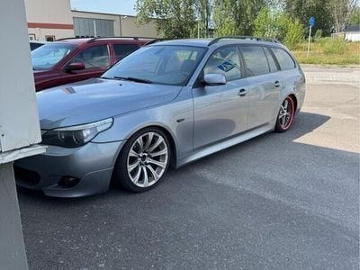 BMW 525
