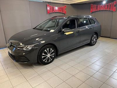 Dolfin grå metalic Begagnad 2022 VW Golf VIII Kombi | 195 000 kr