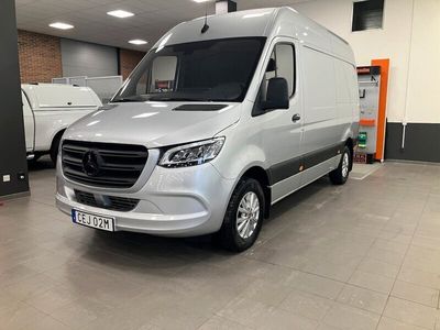 begagnad Mercedes Sprinter Benz 317 cdi skåp a2 2023, Transportbil