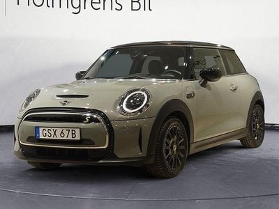 Begagnad Mini Cooper Essential 22 kW (30 HK) 2022 Grå Halvkombi