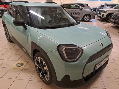 Grön Begagnad 2025 Mini Aceman SUV | 439 900 kr (Marknadspris)