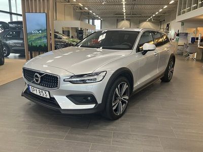 begagnad Volvo V60 CC CC B5 AWD Aut Advanced Carplay H&K Kamera Drag 2021, Kombi