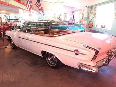 Begagnad Chrysler 300 380 HK (279 kW) 1962 Vit Cab