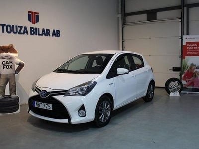 Vit Begagnad 2017 Toyota Yaris Hybrid Active | 137 000 kr