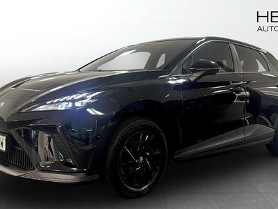 Svart (black) Begagnad 2023 MG MG4 EV Halvkombi | 224 900 kr (Bra pris)