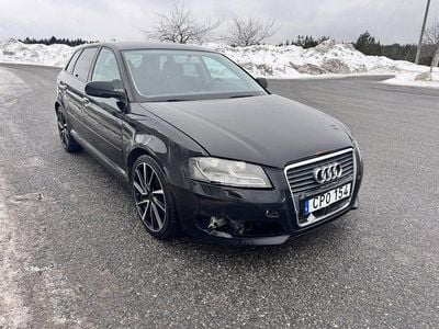 Begagnad Audi A3 Attraction 105 HK (77 kW) 2011 Svart Halvkombi