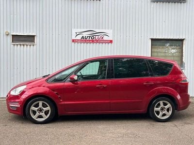 Röd Begagnad 2013 Ford S-MAX Sport Minibuss | 89 900 kr (Marknadspris)