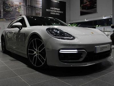 Begagnad Porsche Panamera Platinum Edition 330 HK (242 kW) 2023 Ljusgrå Kombi