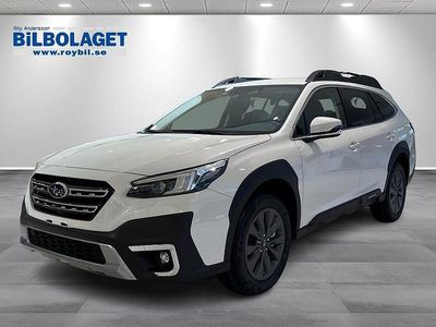 Vit Ny 2025 Subaru Outback Kombi | 444 900 kr