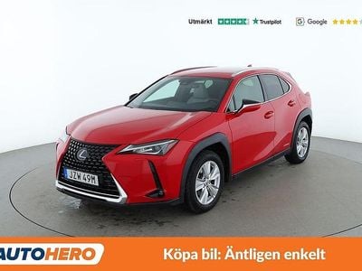 Röd Begagnad 2019 Lexus UX 250h E-FOUR SUV | 201 000 kr (Superpris)
