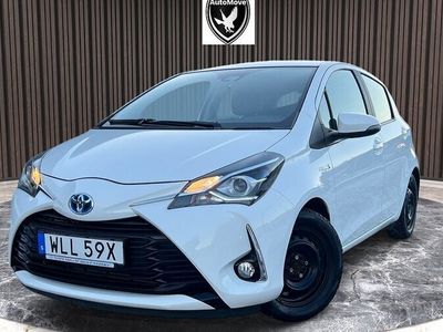 begagnad Toyota Yaris Hybrid e-CVT Euro 6 Automat 2020, Halvkombi