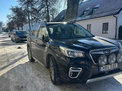 Begagnad Subaru Forester 150 HK (110 kW) 2020 Metallic svart SUV