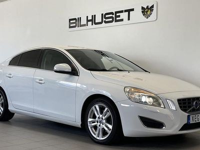 Vit Begagnad 2013 Volvo S60 Sedan | 119 900 kr (Marknadspris)