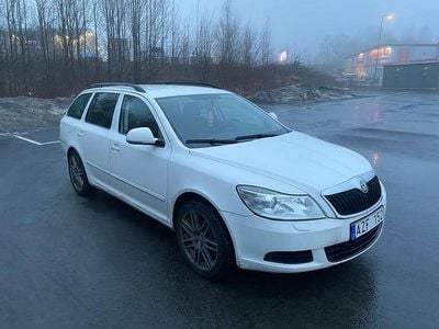 Begagnad Skoda Octavia 105 HK (77 kW) 2012 Kombi