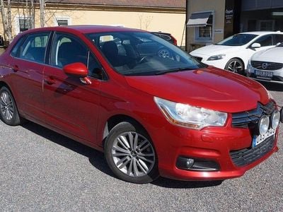 Röd Begagnad 2013 Citroën C4 Halvkombi | 79 900 kr (Dyr)