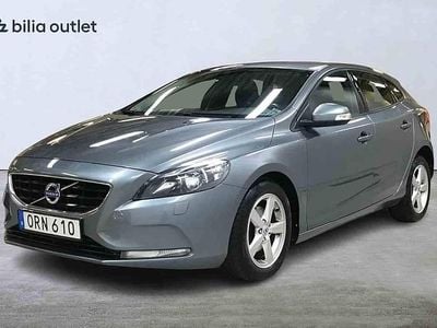 Grå Begagnad 2015 Volvo V40 Halvkombi | 104 900 kr