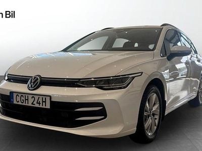 Begagnad VW Golf VIII Life 150 HK (110 kW) 2025 Vit Kombi