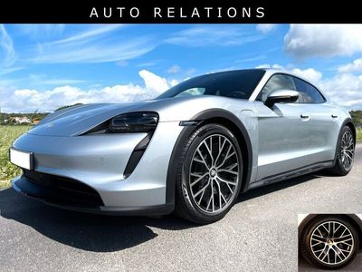 Begagnad Porsche Taycan Cross Turismo 350 kW (476 HK) 2021 Silver dolomite silver metallic Sedan