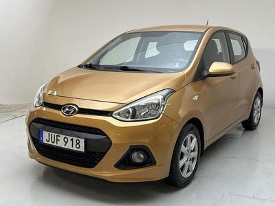 Begagnad Hyundai i10 66 HK (48 kW) 2016 Orange Halvkombi