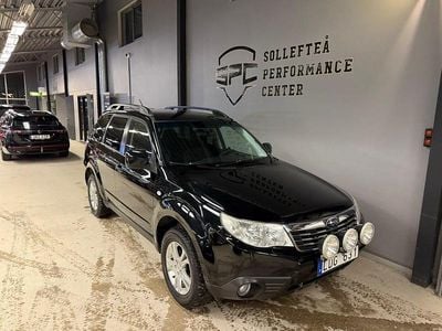 Svart Begagnad 2010 Subaru Forester SUV | 99 900 kr (Lite dyr)