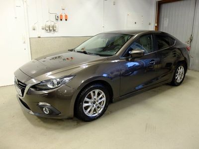 begagnad Mazda 3 Sedan 2.2 SKYACTIV-D Euro 6 Drag Skinn Navi S+V-Däck