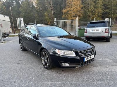 Svart Begagnad 2014 Volvo V70 Momentum Kombi | 139 900 kr (Marknadspris)