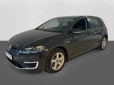 begagnad VW e-Golf 35.8 kWh Automat Vinterhjul Backkamera 2020, Halvkombi