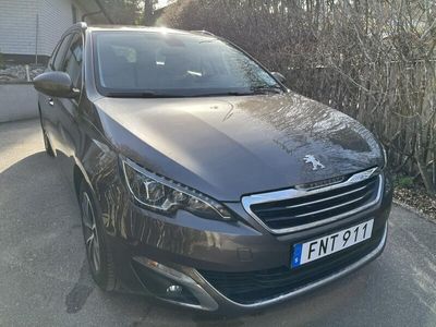 begagnad Peugeot 308 SW 1.2 e-THP Allure Euro 6