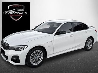 BMW 330e