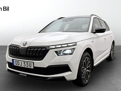 Vit Begagnad 2023 Skoda Kamiq Monte Carlo SUV | 251 900 kr (Marknadspris)