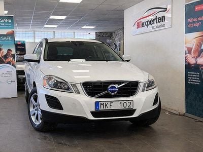 Begagnad Volvo XC60 Momentum 163 HK (119 kW) 2012 Vit SUV