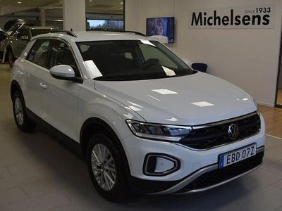 Vit Begagnad 2023 VW T-Roc Pro SUV | 279 900 kr (Marknadspris)