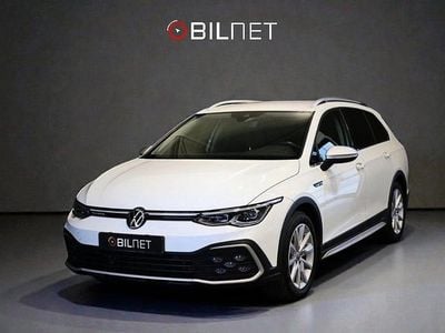 Begagnad VW Golf Alltrack 190 HK (139 kW) 2022 Vit Kombi
