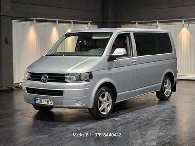 Begagnad VW Caravelle Comfortline 102 HK (75 kW) 2012 Silver Minibuss