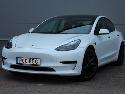 begagnad Tesla Model 3 RWD Ryzen Parkeringssensorer 19" 2022, Halvkombi