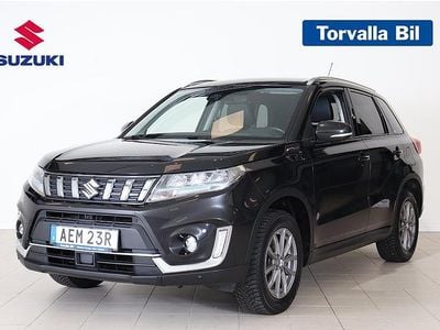Svart Begagnad 2022 Suzuki Vitara SUV | 234 900 kr (Marknadspris)