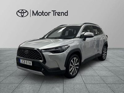 Silver Begagnad 2025 Toyota Corolla Cross Style SUV | 414 900 kr (Lite dyr)