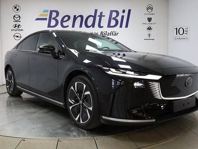 Jet black Ny 2025 Mazda 6e Takumi-Line Halvkombi | 481 500 kr (Lite dyr)