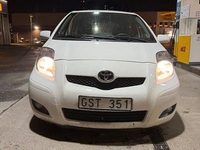 Begagnad 2010 Toyota Yaris Halvkombi | 54 000 kr (Bra pris)