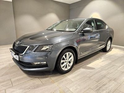 Begagnad Skoda Octavia 151 HK (111 kW) 2017 Grå Halvkombi