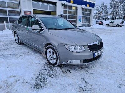 Begagnad 2011 Skoda Superb Halvkombi | 70 000 kr (Bra pris)