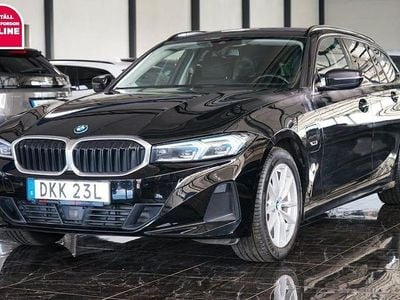 Svart Begagnad 2023 BMW 330 Kombi | 239 500 kr