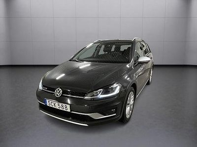 Grå Begagnad 2018 VW Golf Alltrack Kombi | 202 500 kr (Marknadspris)