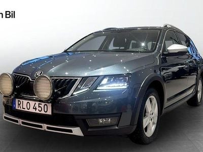 Quartz grey metallic Begagnad 2017 Skoda Octavia Kombi | 194 900 kr (Dyr)