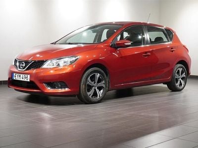 Begagnad Nissan Pulsar Acenta 116 HK (85 kW) 2016 Force red Halvkombi