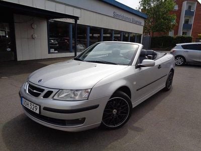 Silver Begagnad 2004 Saab 9-3 Vector Cab | 99 000 kr (Dyr)